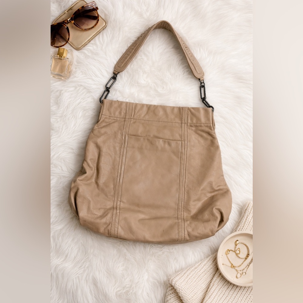 SUNNYLIFE Taupe Leather Hobo Shoulder Bag with Woven Details - Picture 2 of 6